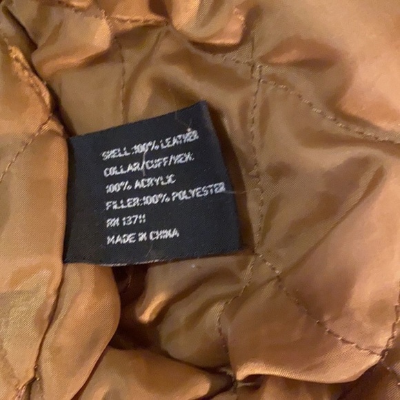 Vintage Bomber Jacket - Picture 6 of 6